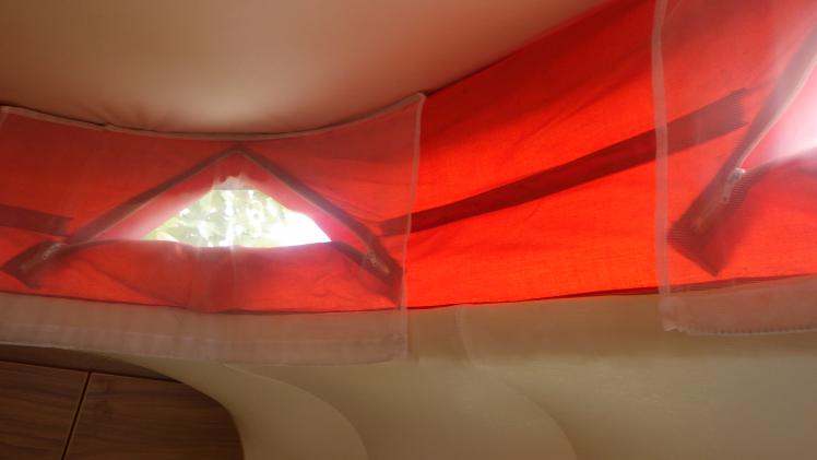 ��% metaKeywords %��